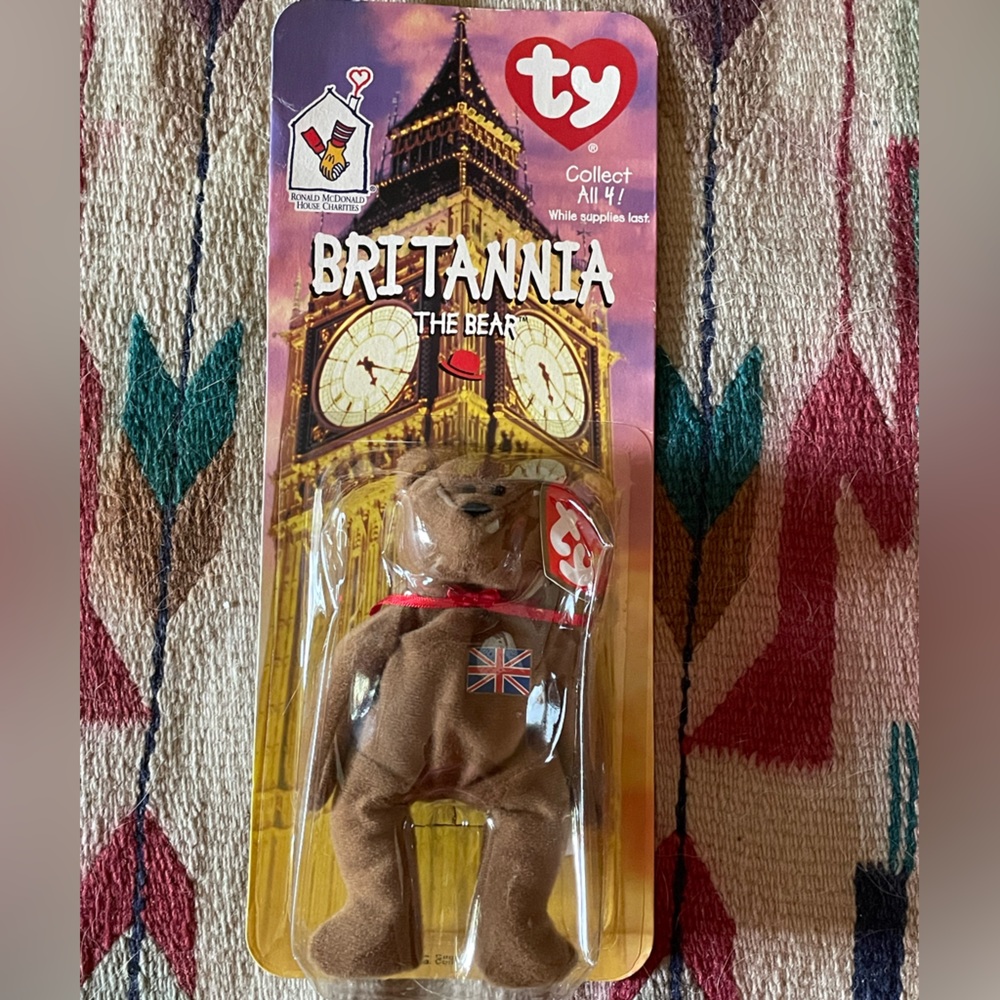 1999 Britannia The Bear Beanie Baby International Bears